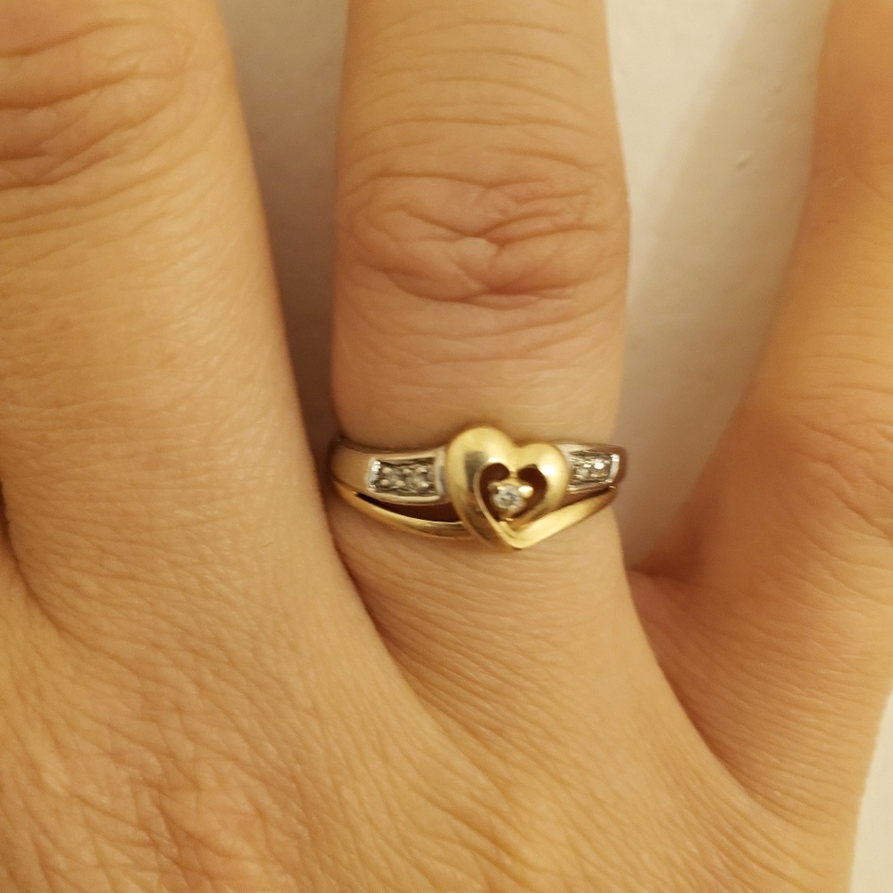 10k Yellow & White gold heart ring with diamonds